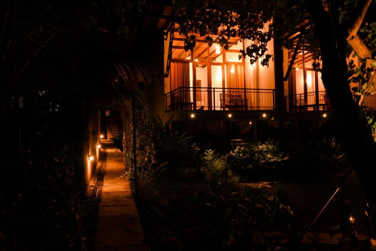 Senu Lagoon Villa Tangalle Exterior foto