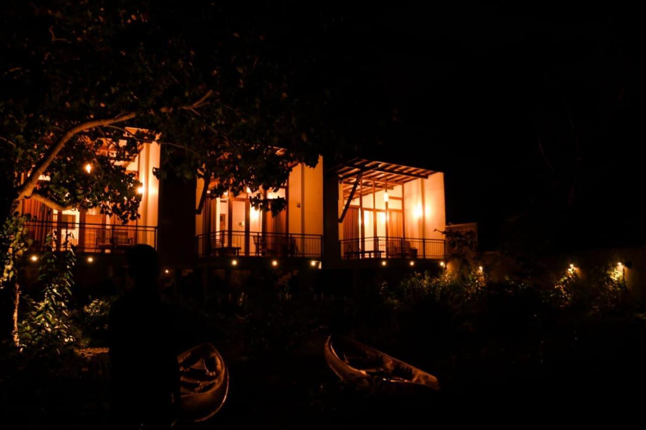 Senu Lagoon Villa Tangalle Exterior foto